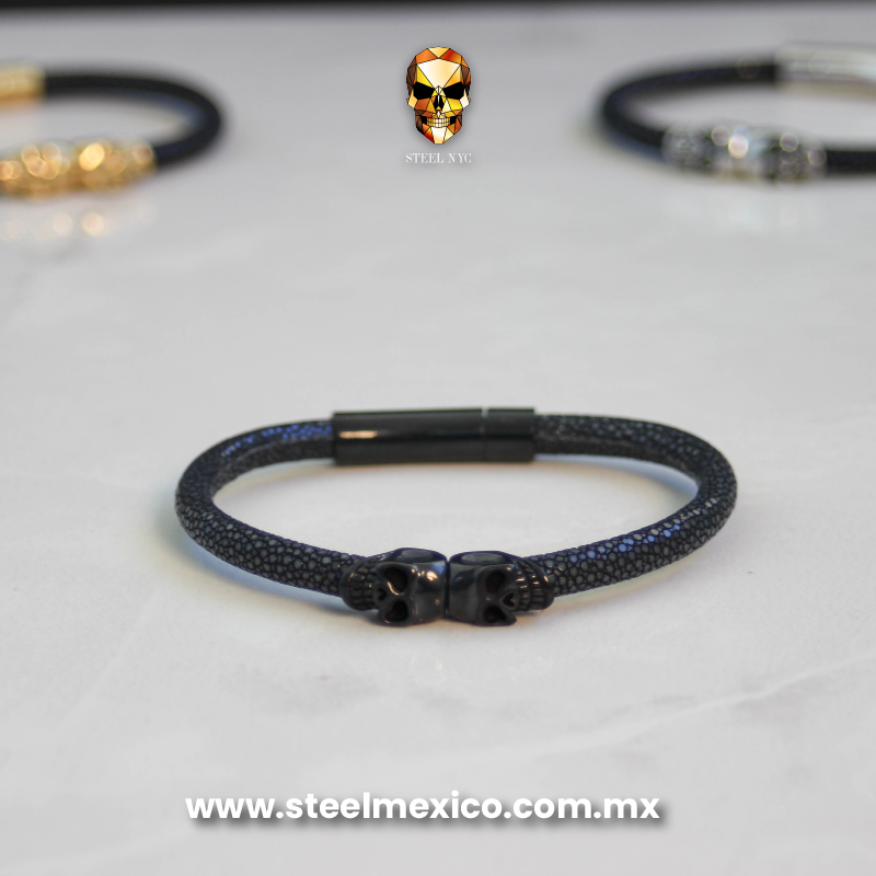 Stingray Skull Bracelet BLack